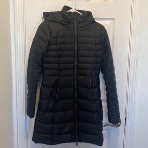 Lululemon black puffer coat 4